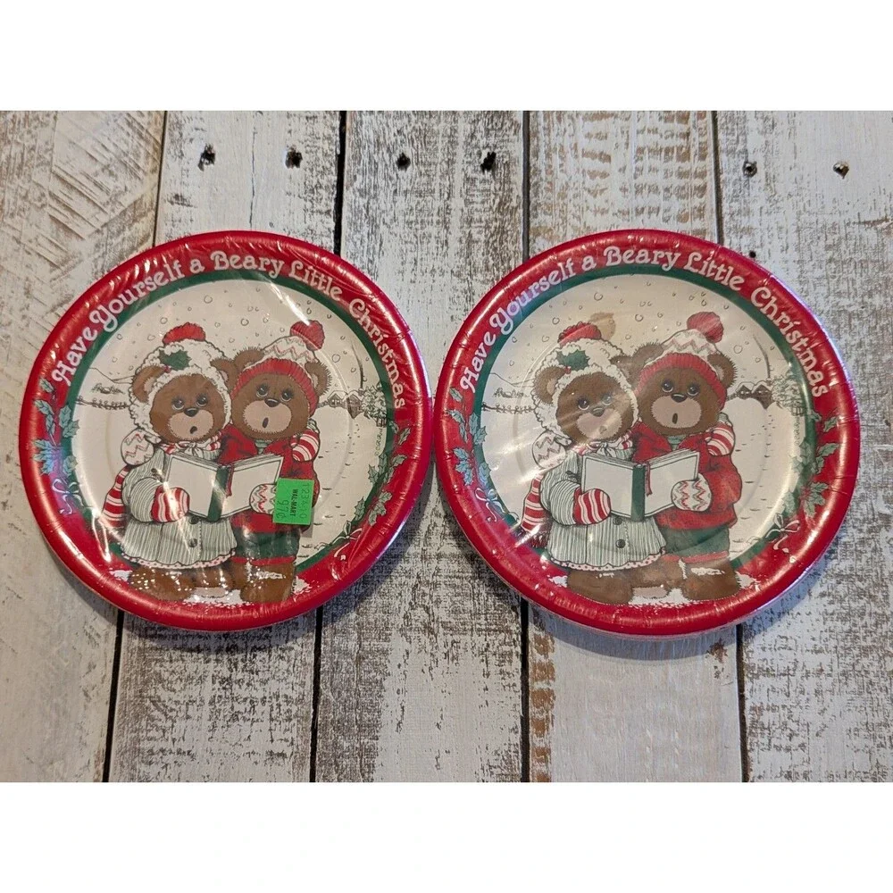Vintage C.A. Reed Plastic Coated Plates 12 Packs 7 Inch Christmas Bear Carolers